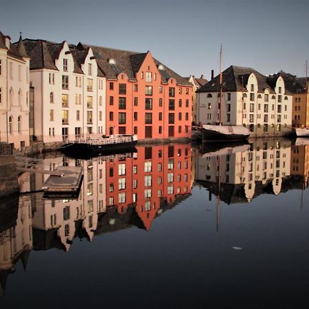 A Cheaper Option To Hotel Alesund Exterior photo